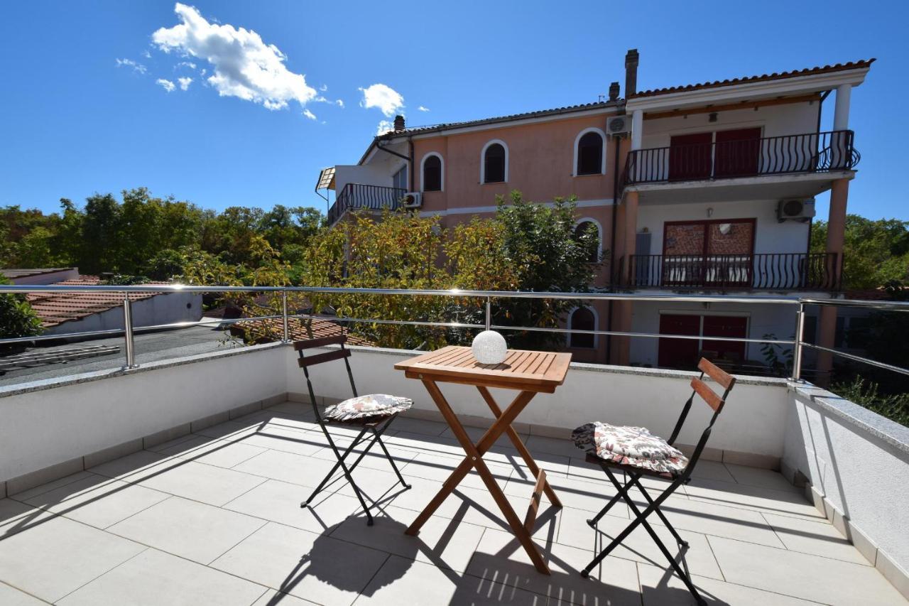 Apartments Cordasev Vantacici Dış mekan fotoğraf